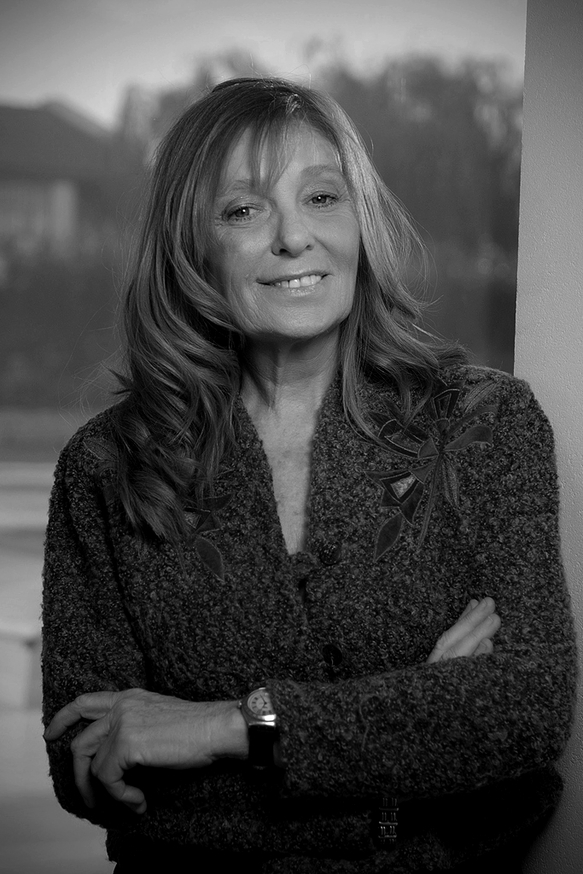 Nora-0006 página 2.jpg